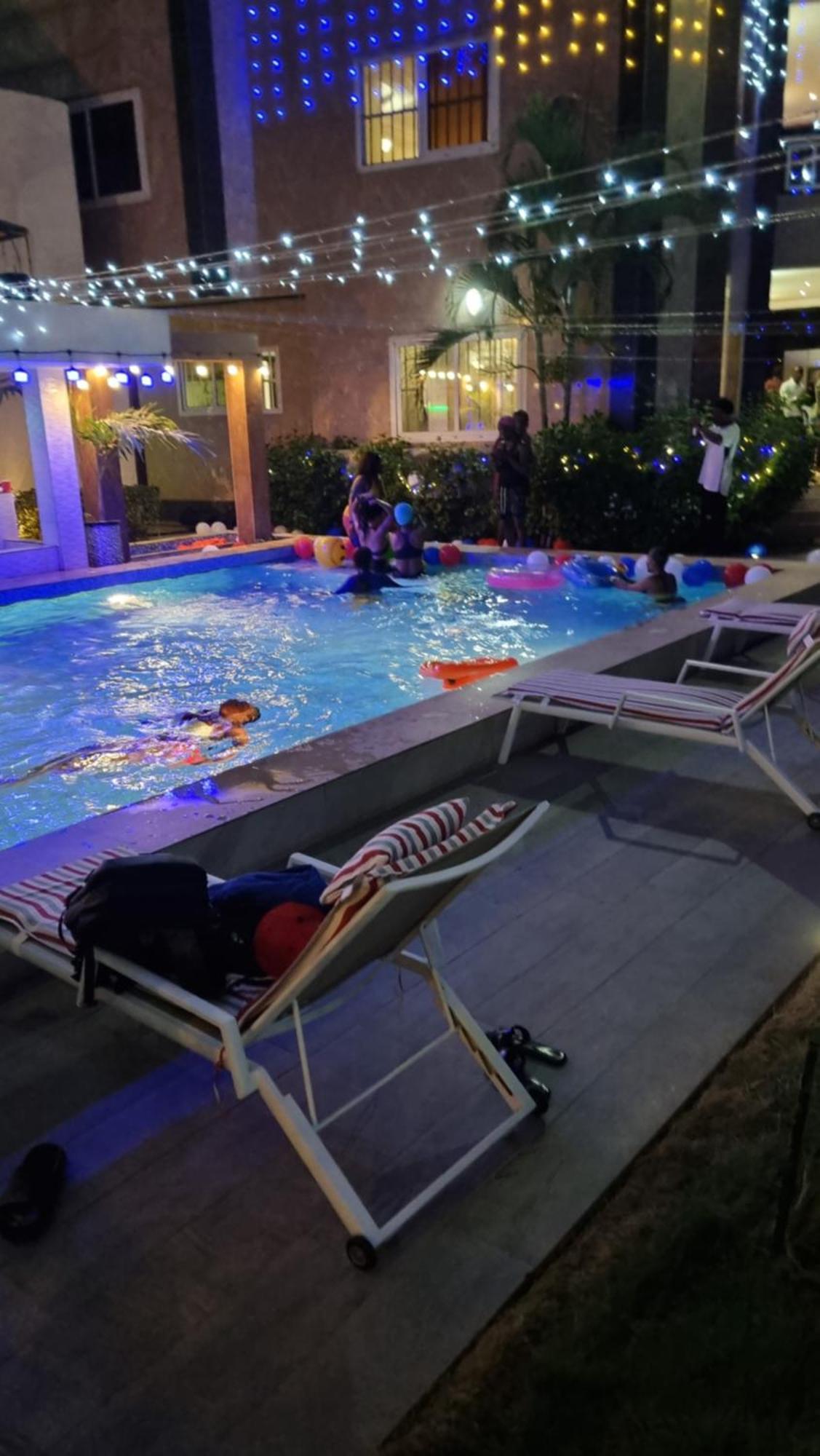 Mokaa Residence Hoteliere 洛美 外观 照片