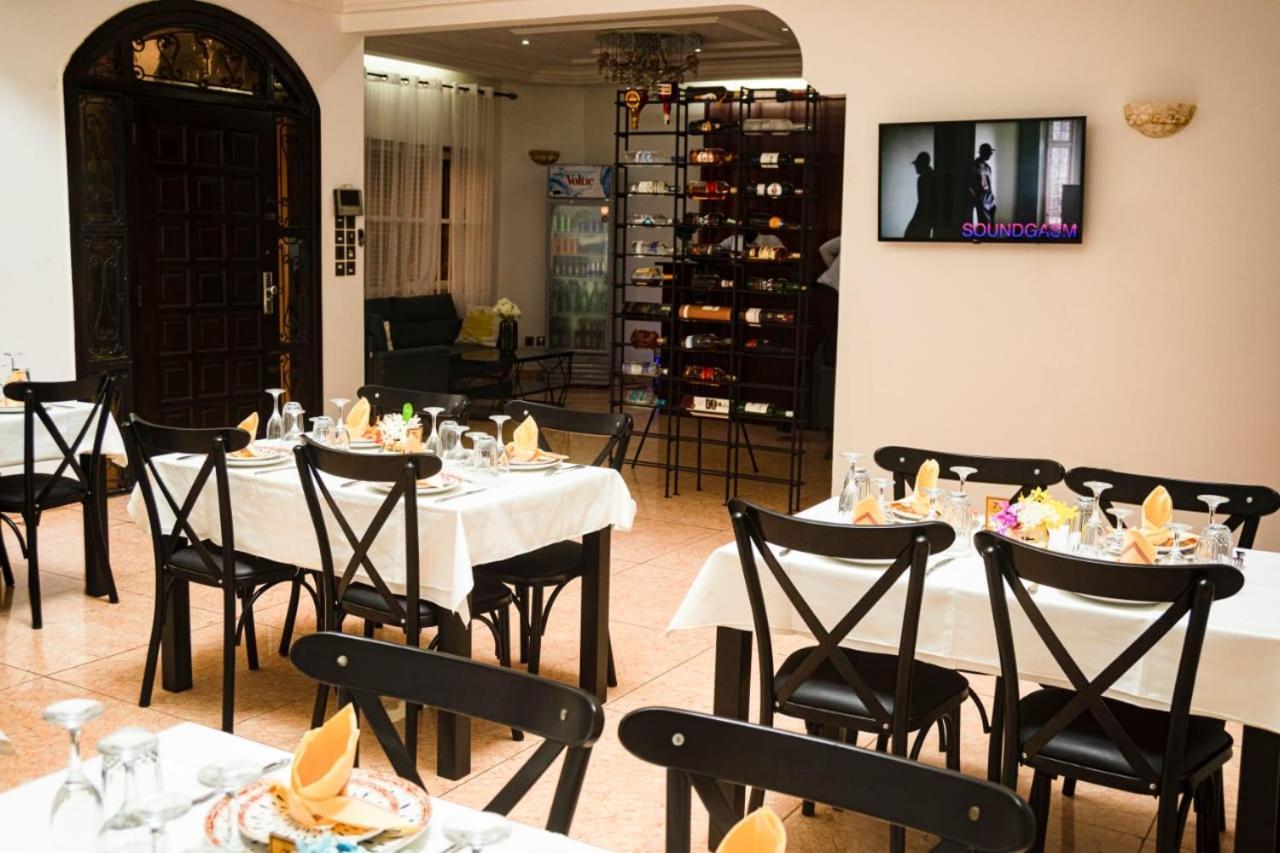 Mokaa Residence Hoteliere 洛美 外观 照片