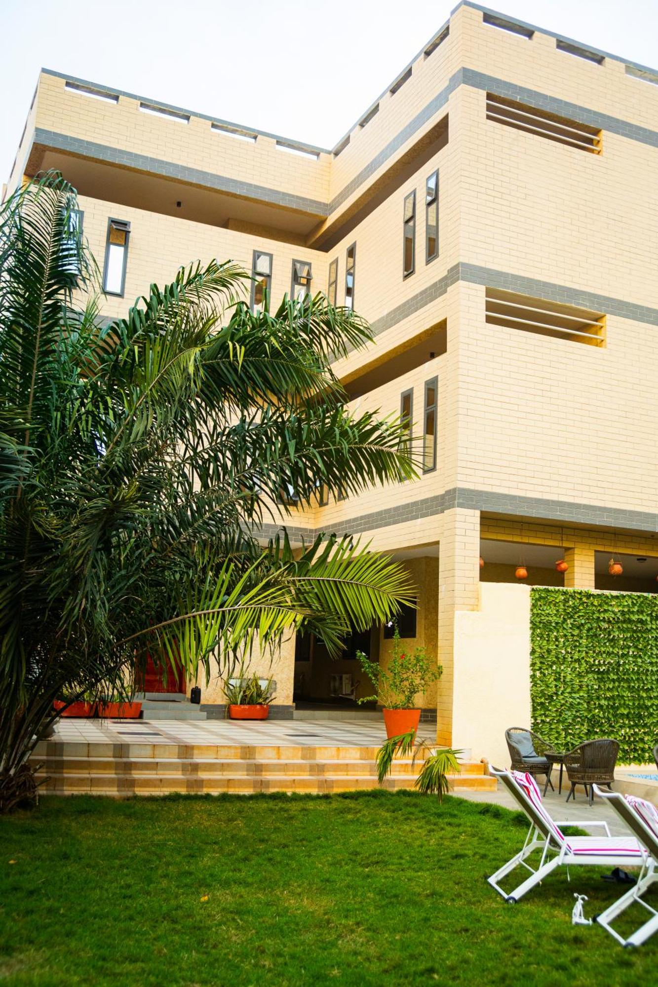 Mokaa Residence Hoteliere 洛美 外观 照片